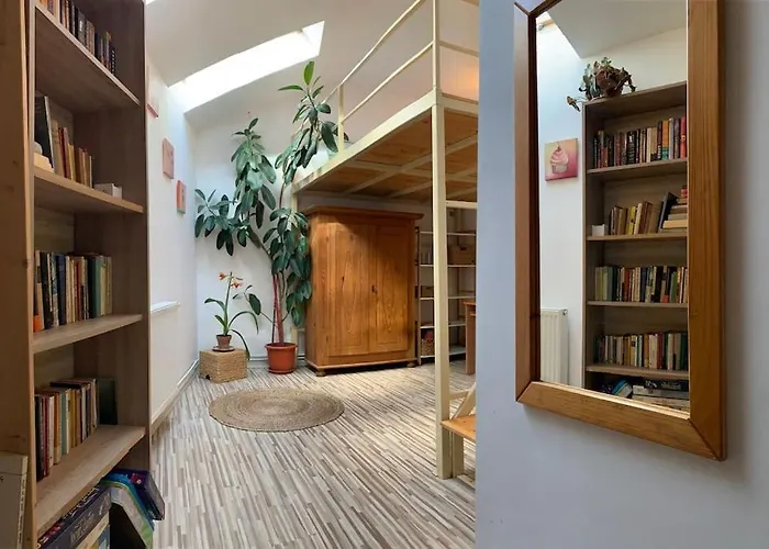 Bright And Pleasant Home